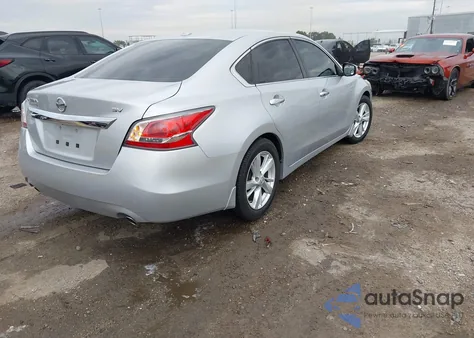 2015 Nissan Altima 2.5 Sv from USA, damaged, VIN 1N4AL3APXFC121351